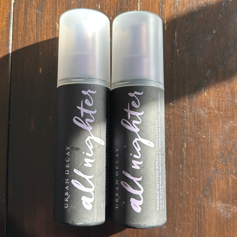 SOLD!! NEW Urban Decay All Nighter Makeup Setting Spray